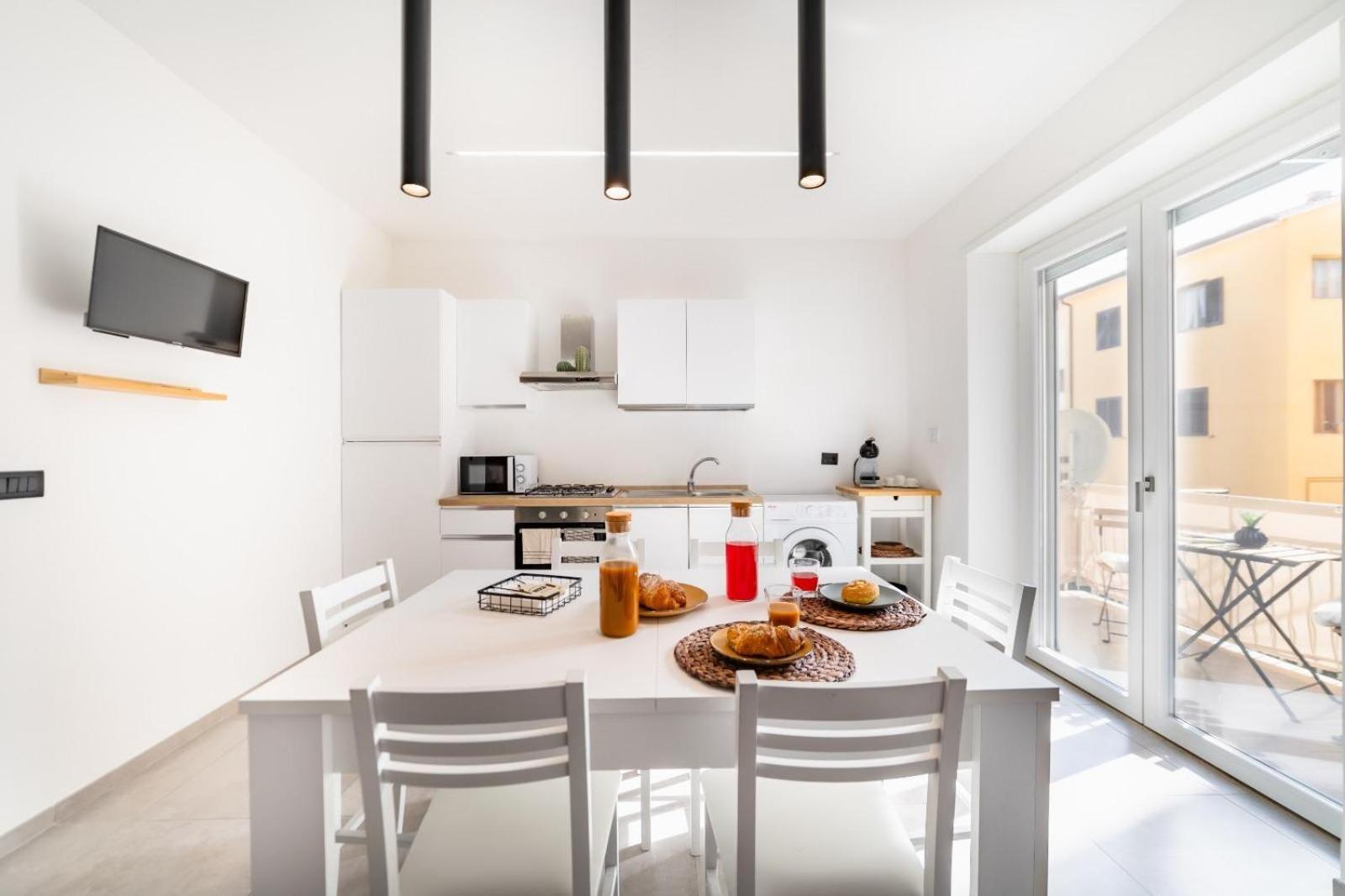 Sole Apartments Terracina Eksteriør billede